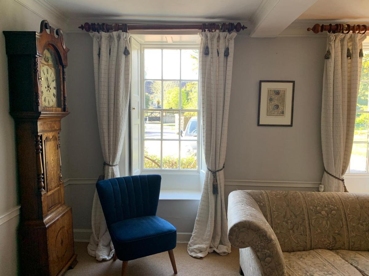 The Old Vicarage Bed and Breakfast Kington  Esterno foto